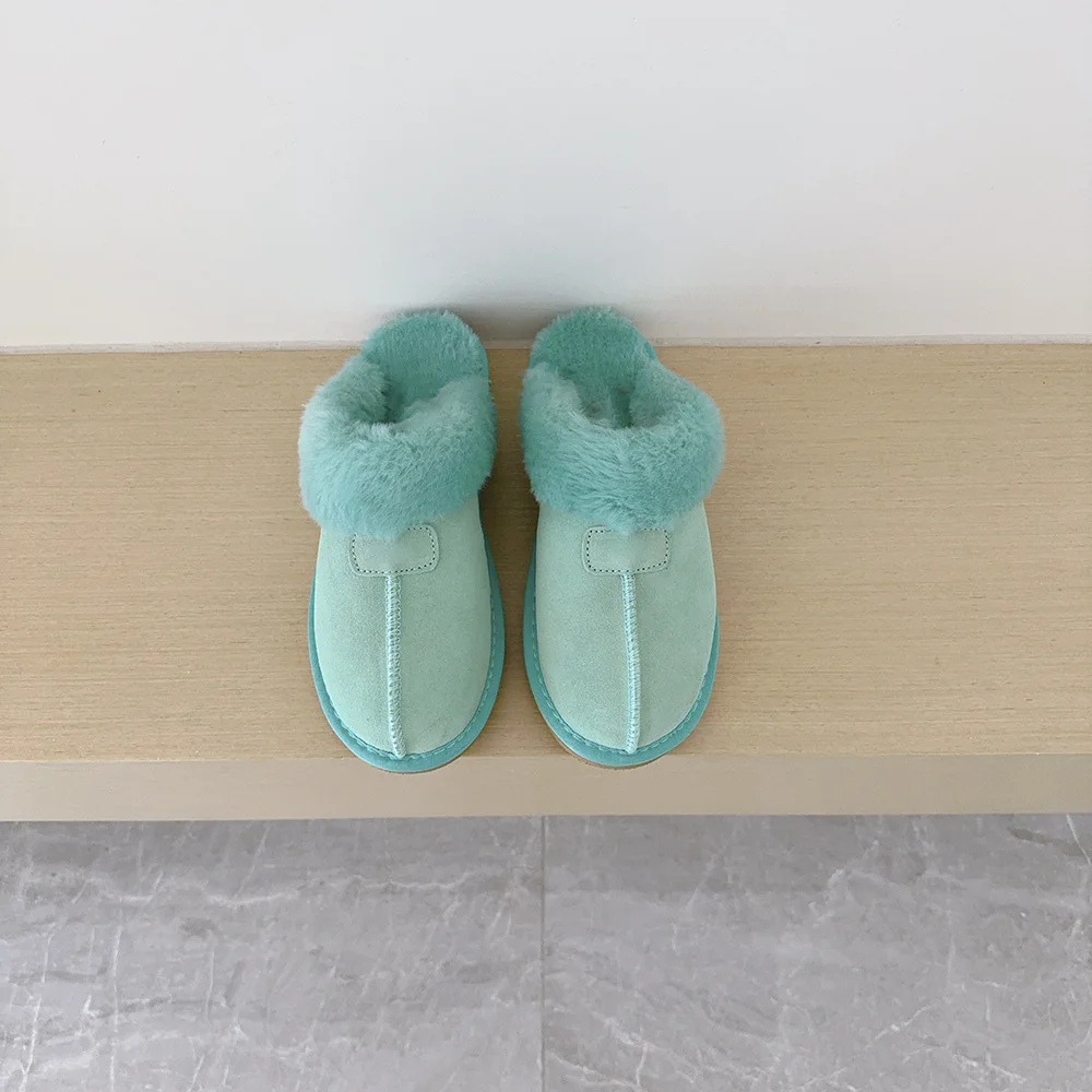 Winterliche Indoor-Beidou-Hausschuhe aus Schaffell und Fell für Frauen und Kinder. Weiche Hausschuhe mit flachem Absatz für den Außenbereich. – Detail 19