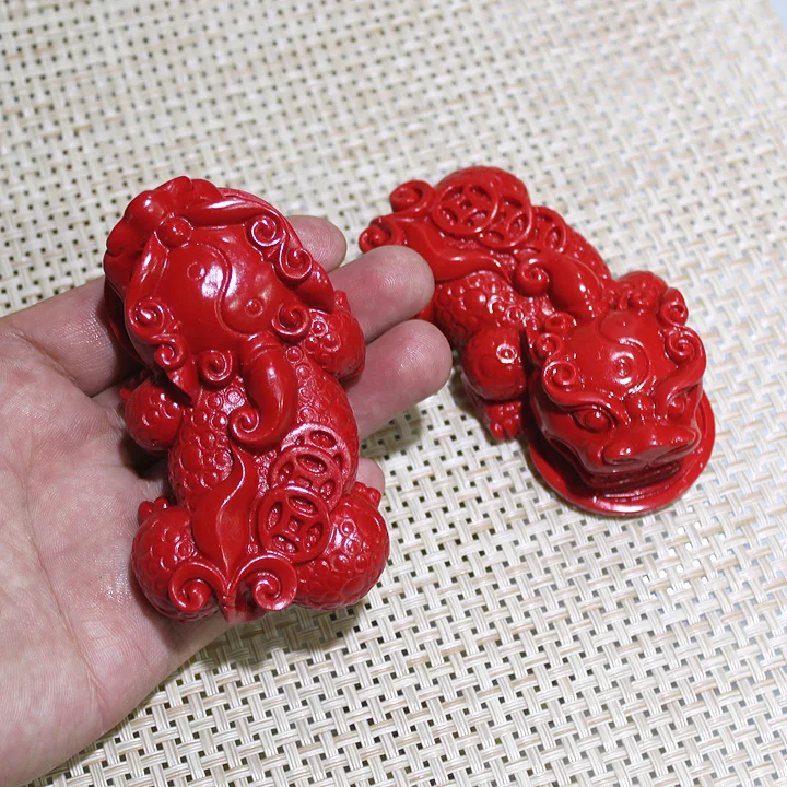 Natural cinnabar beckoning fortune Pixiu a pair of leather hugh talisman home office furnishings car decorations