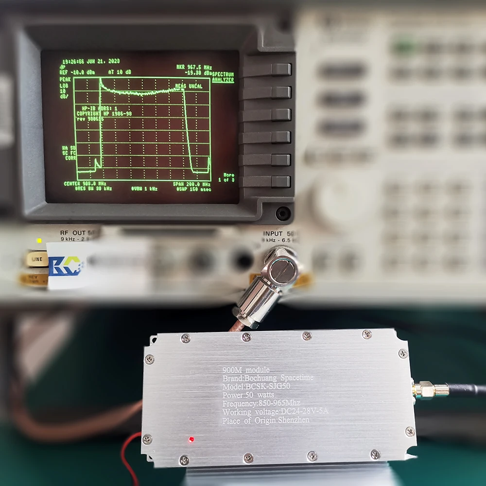 Low frequency wireless RF amplifier 500M/600M/700M/800M/900M/1050MHz module for defense FPV UAV RF power digital module