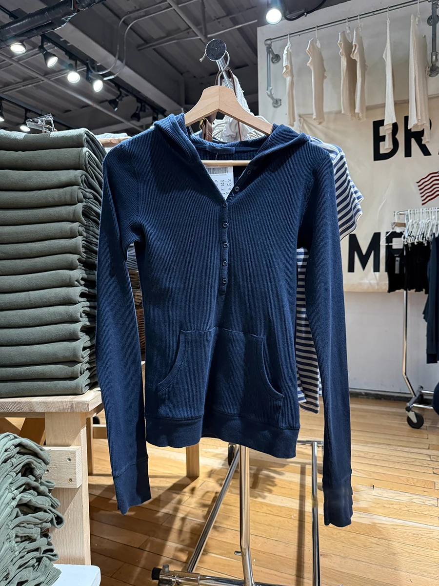 Damska koszulka z kieszeniami, kapturem, długim rękawem, z materiału wafelkowego, wiosenna, z siedmioma guzikami, granatowa, dopasowana, vintage, casual, streetwear, nowe t-shirty