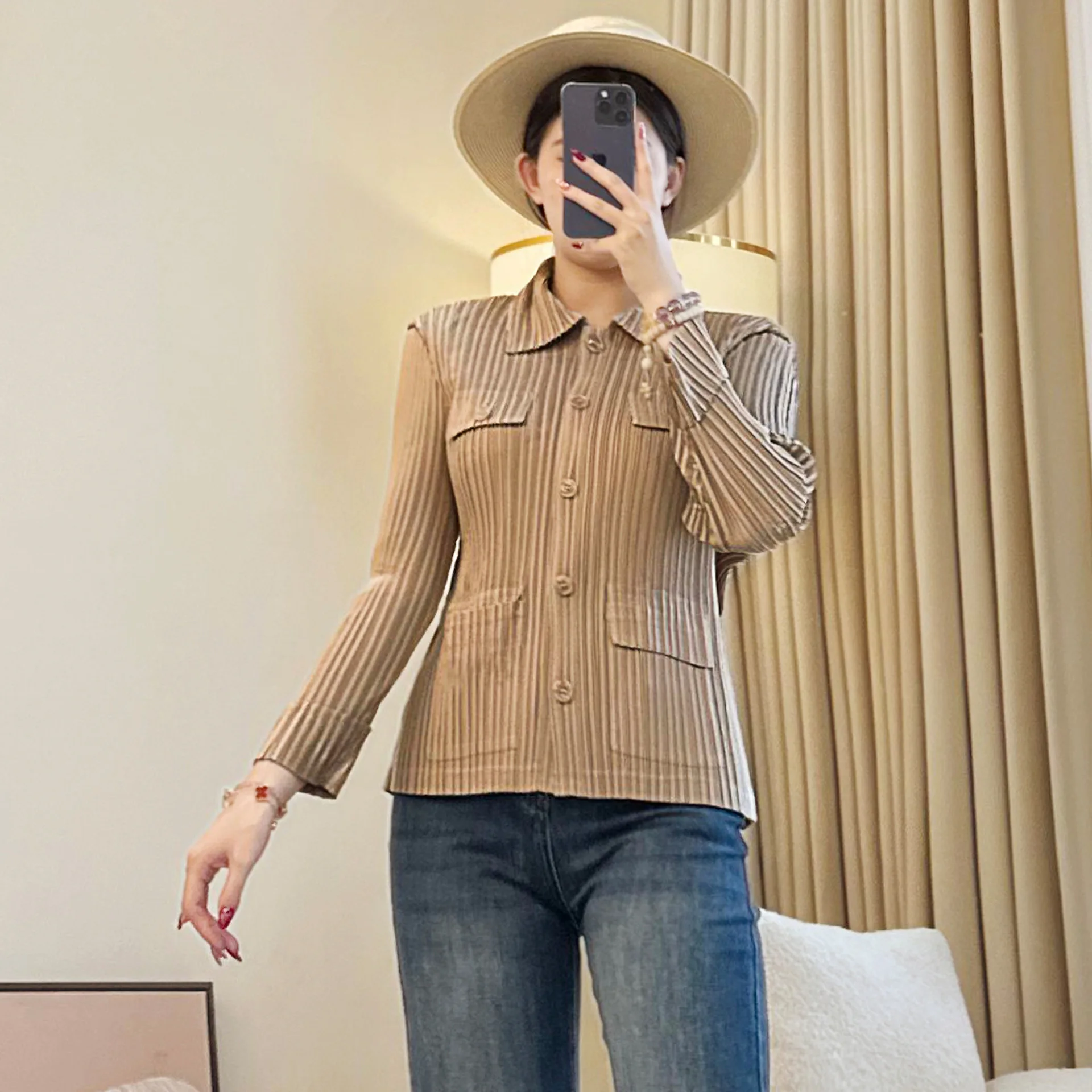 Camicia autunnale Miyake Nuova giacca a pieghe da donna Camicia di nicchia dal design monopetto da donna Top corto con temperamento