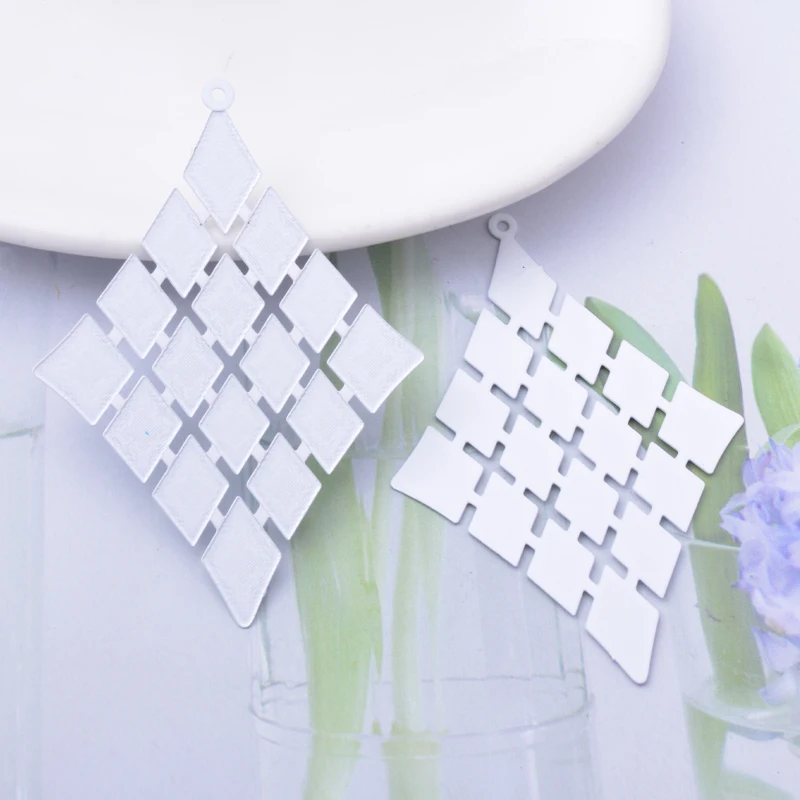 30 Stück AB1793 58*35mm Messing Bemalte Rhombus Große Lasergeschnittene Anhänger Bunte Schmuck-Ohrring-Accessoires – Detail 4