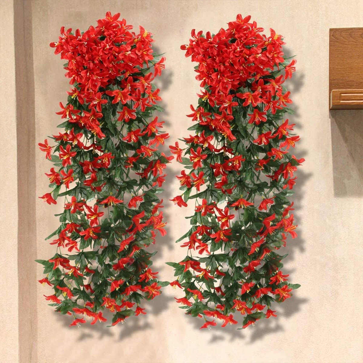 

2pcs Artificial Hanging Plants Sayuri Rattan Ivy Vine Artificial Drooping Plant Hanging Outdoor for Wedding Balcony Wall Garden