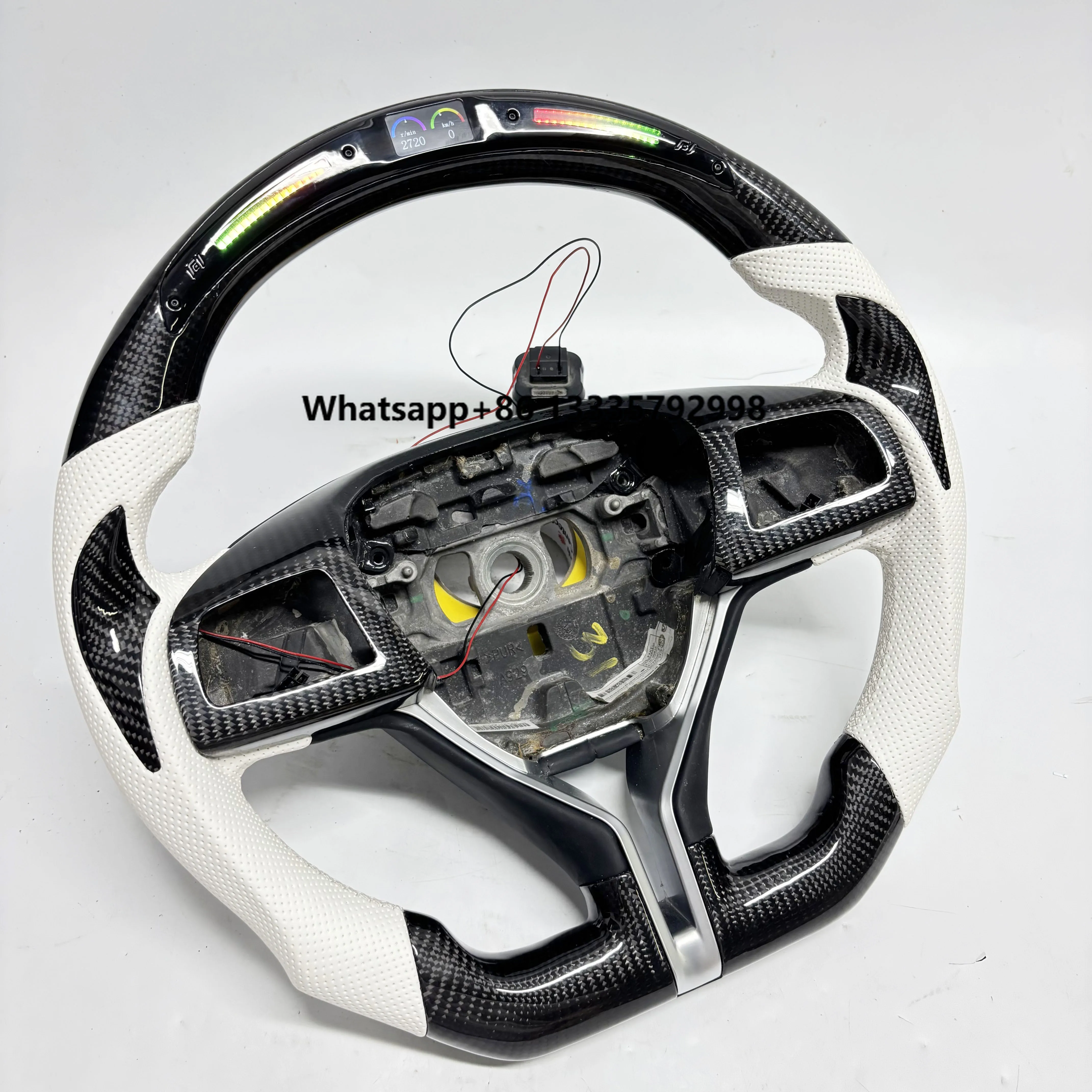 

Custom Maserati Carbon Fiber and Leather Steering Wheel for Maserati President Ghibli Levante Series Modified Design