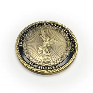 Sammlung von goldplattierten Münzen der Erinnerung des Bundesworkshops der United States Research St. Micheal Gedenkkette 8 Hauptverkäufe Goldene Währung - №6