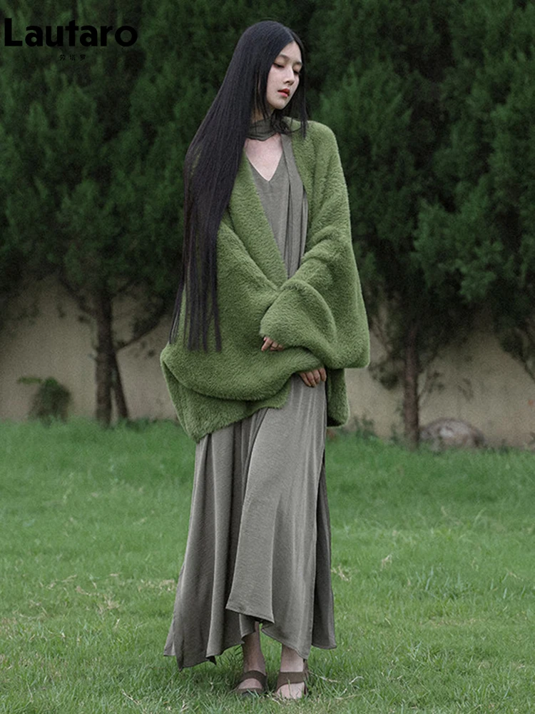 Women's Oversized Green Faux Fur Coat: Deep V Neck Bat Sleeve