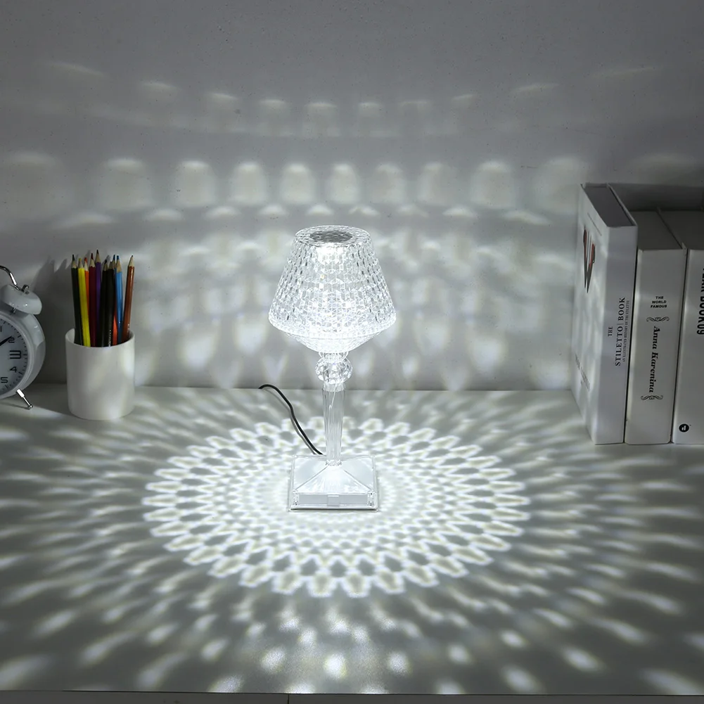 Diamond Table Lamp USB Rechargeable Acrylic Decorative Desk Lamps Bedroom Bedside Bar Crystal Lighting Fixtures Night Light