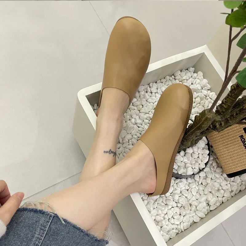 Artificial Leather Mule Slides Woman Retro Elegant Flat Loafers Ladies Comfortable Soft Sole Outdoor Slipper Shoes