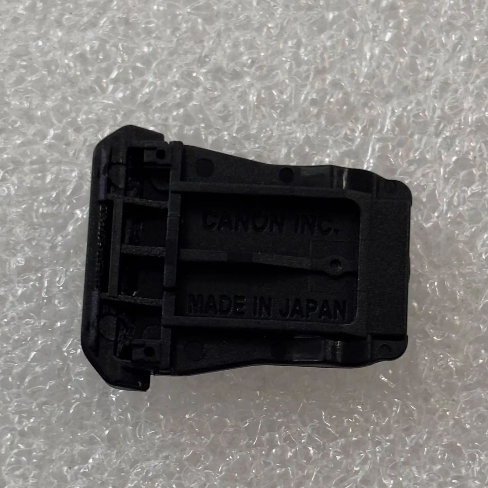 suitable for Canon R62 micro-single camera hot boot cover R8/R50 camera dust-proof hot boot cover protection cover R10 hot boot