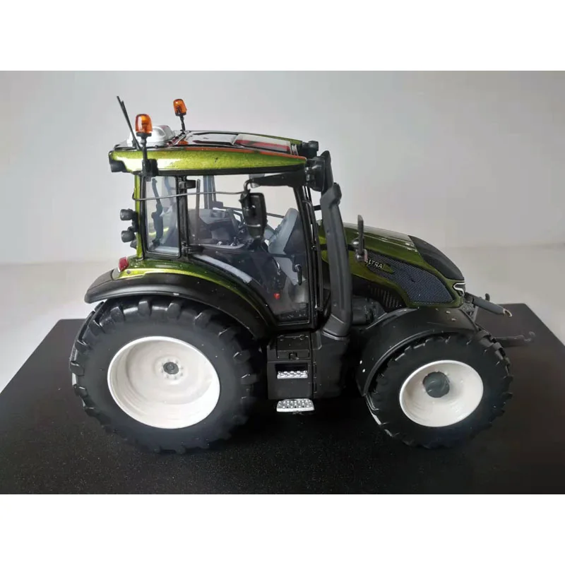 UH-6284 1:32 Valtra G 135-Olive Diecast Model  Tractor toy