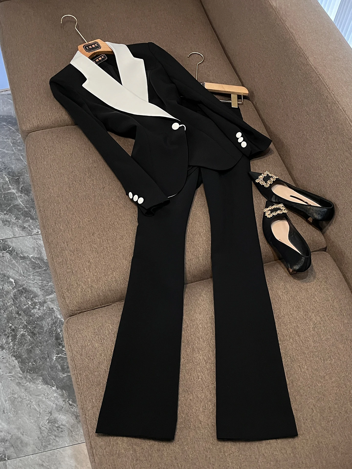 

Fashionable Professional Women's Suit Set Summer 2026 Elegant Workwear Jacket Corporate Formal Outfit X32 Chinese Brand