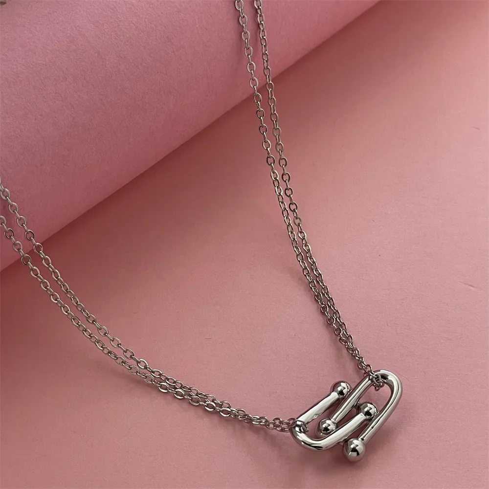 Fashion silver color platinum horseshoe necklace hot sale men and women fashion jewelry birthday gift