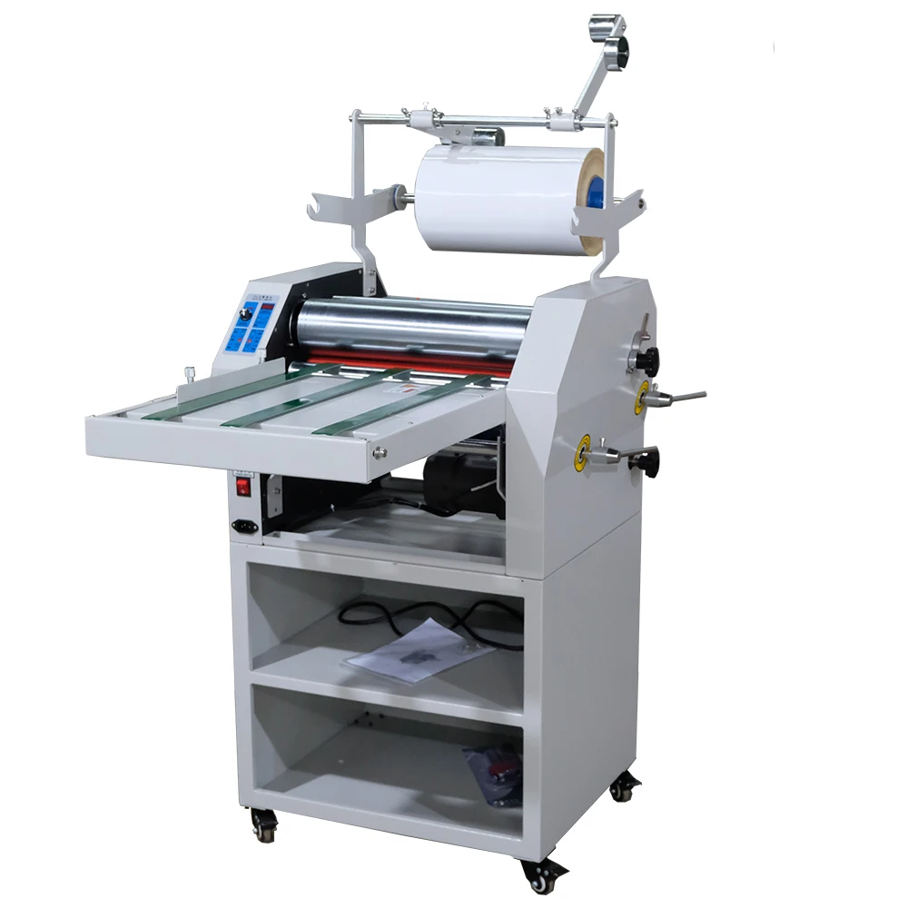 

SMFM390B Automatic Temperature Control Oil Heating Digital Laminating Machine With Slitting
