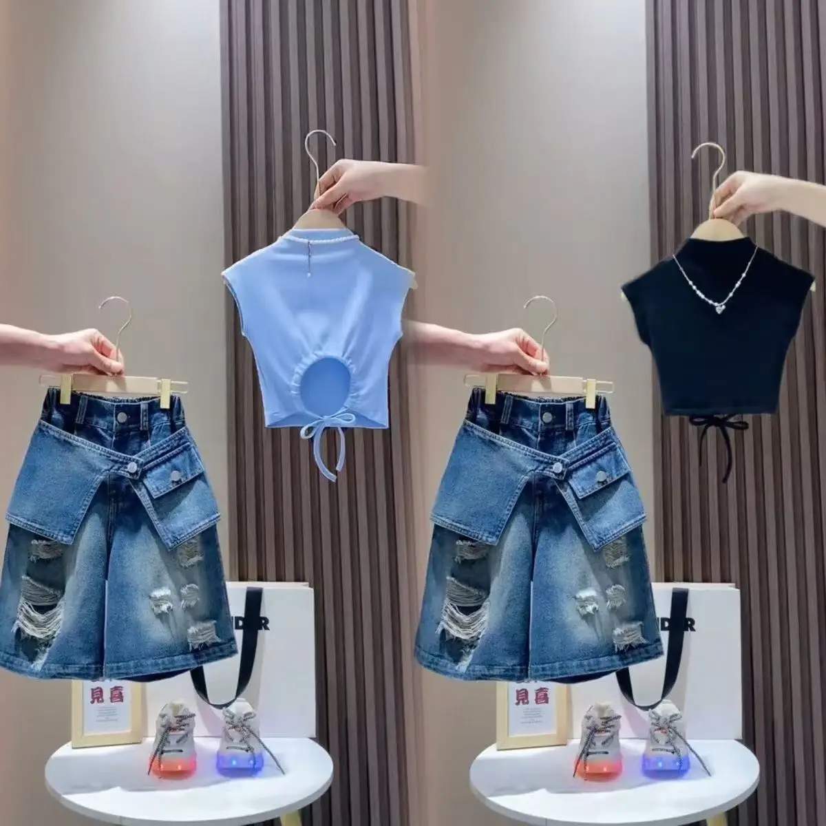 Girls' Set New Mid sized Children's Short sleeved T-shirt Children's Fashionable Girls' Cowboy Five point Shorts Two piece Set