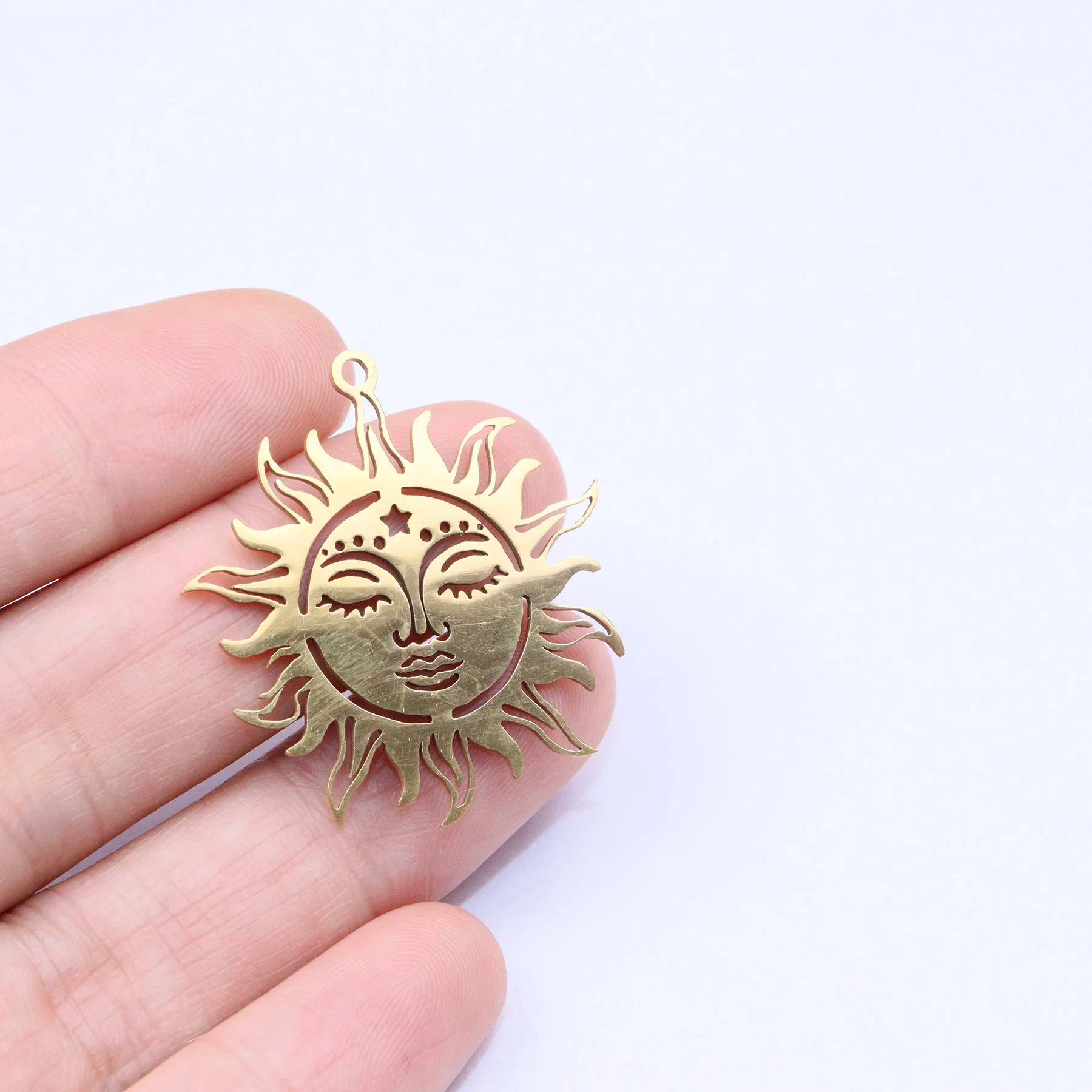 5pcs Stainless Steel Shiny Big Beautiful Sun Jewelry Charms Pendant DIY Handcraft Waterproof Antiallergic