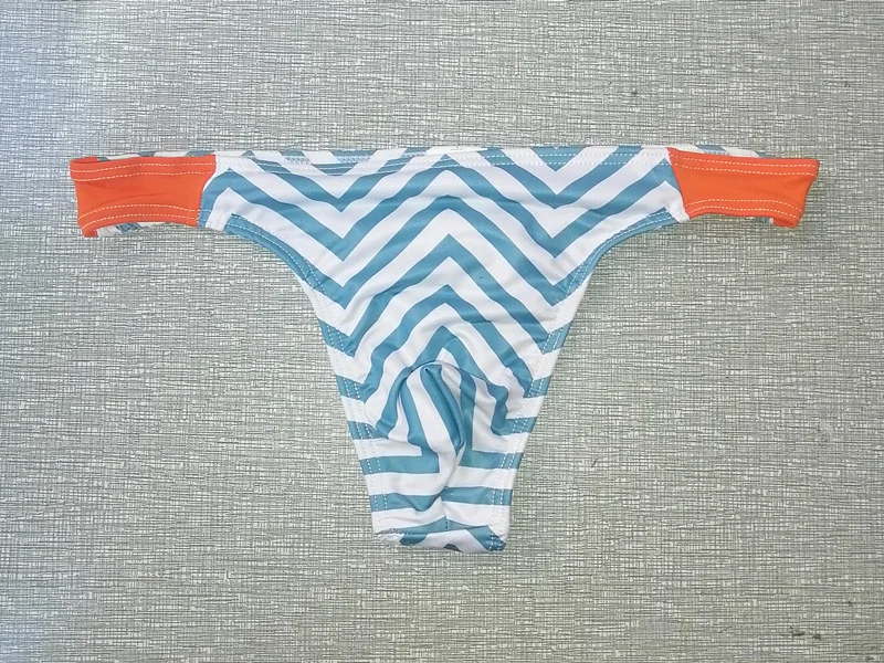 

Новые плавки-стринги с низкой талией, анти-сборная чашка с принтом, соответствующие цветам плавки для трансграничной оптовой продажи BS433