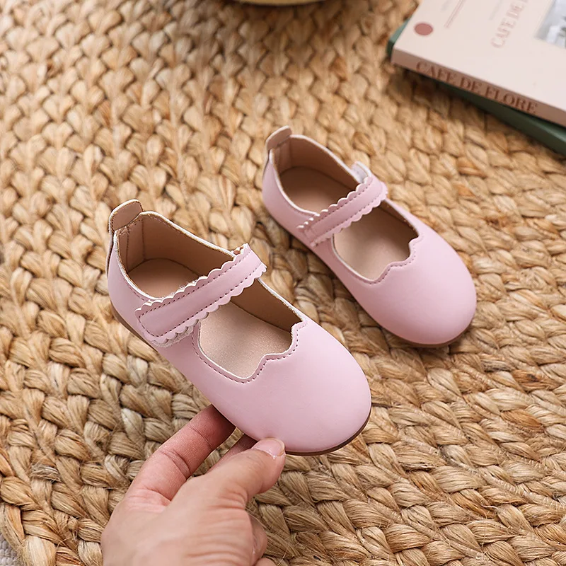 

Fashion Spring Autumn Fall New Kids Shallow Shoes School Non Slip Soft Comfort Durable Children Shoes Girls Flats Princess Shoes