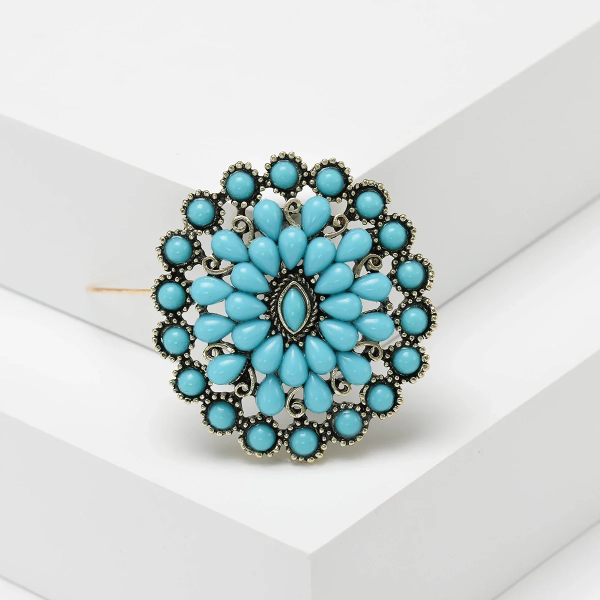 Turquoise Flower Brooches for Women Unisex Tibetan Style Turkish Blue Badge Pins Office Party Friend Gifts Jewelry Accessories