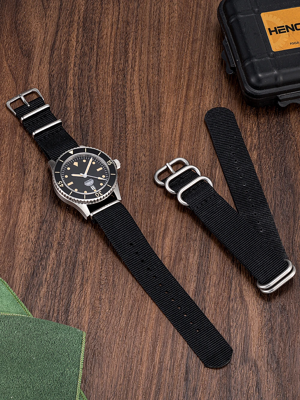 QM NH35 Dive Automatic Mechanical Men\'s Watch C3 Luminous sapphire crystal Cramic Bezel High quality 8020NH LOGO