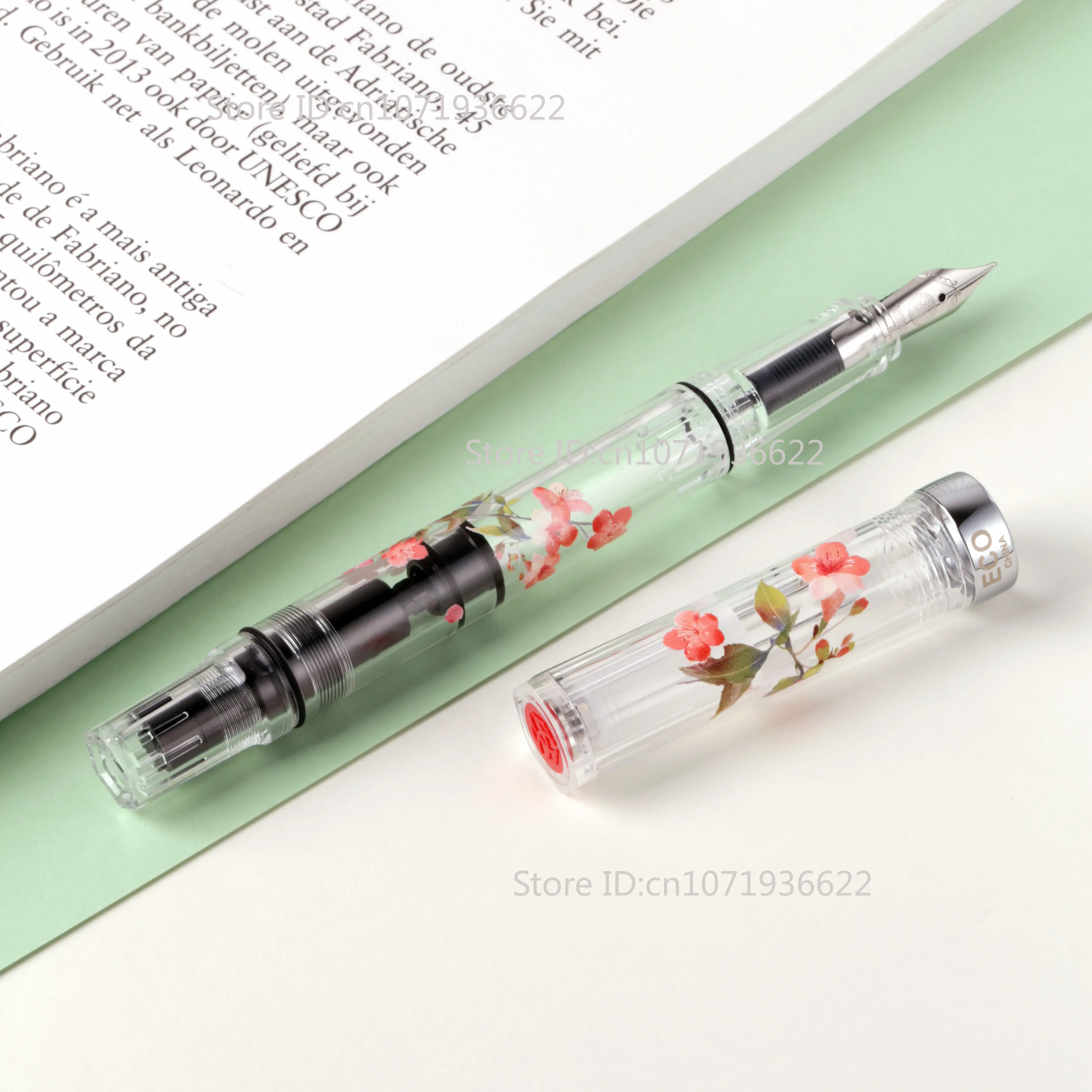 Pióro wieczne TWSBI ECO Designer Transparent Sakura Limited Edition z mechanizmem tłokowym i motywem kwiatu wiśni, idealne do prowadzenia dziennika. — zdjęcie produktu 6