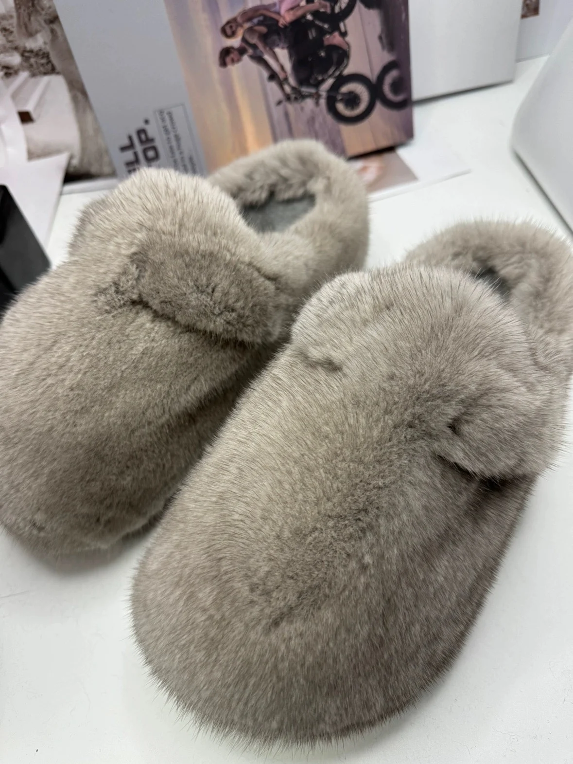 Ladies Slippers Luxury 100% Real Mink Fur Slippers For Women Shoes Women\'s Casual Real Fur Slides Flip Flop Flat Femme Shoes