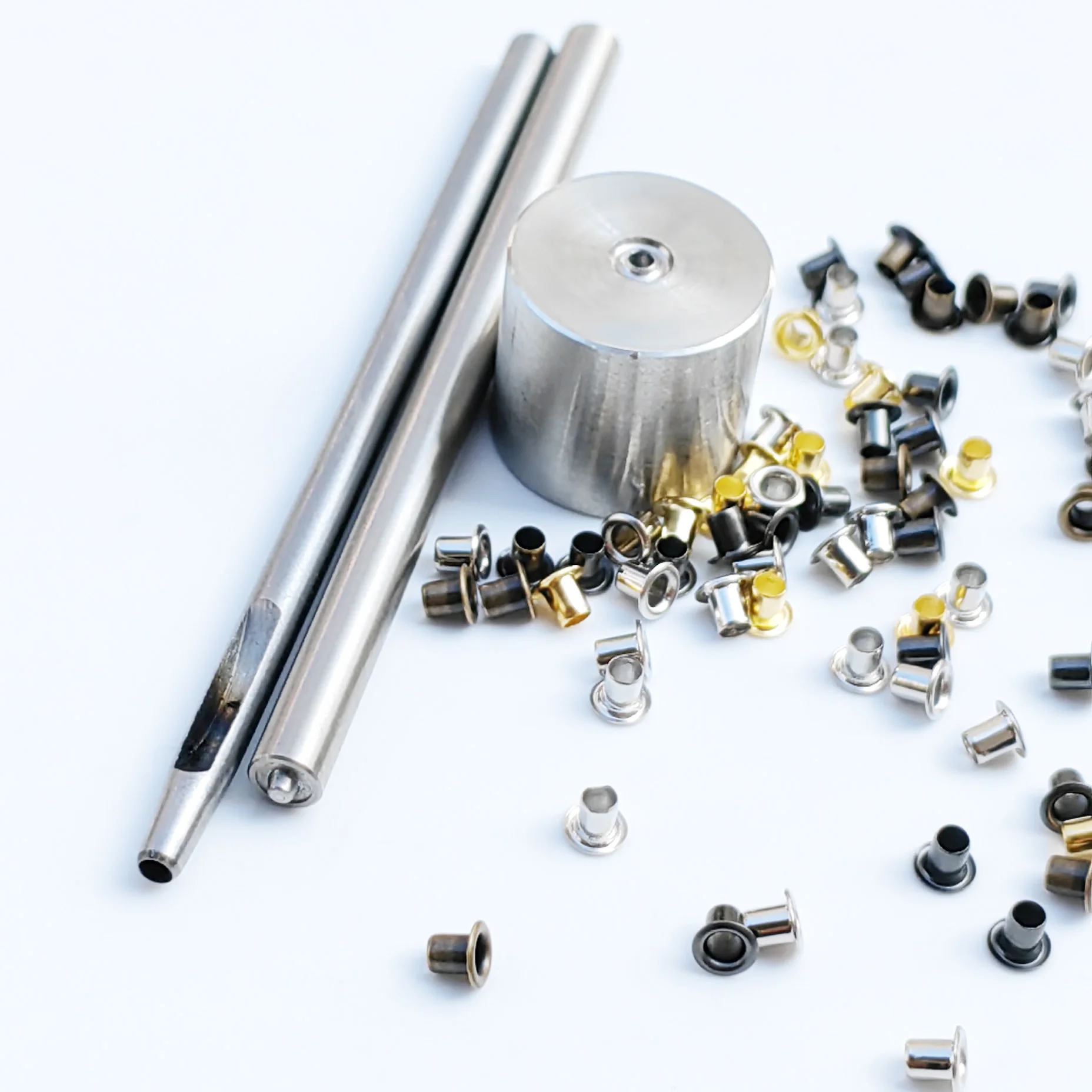 SICODA MINI bjd 100pcs eyelets with tool kits 1.0/1.5/2/2.5mm color mix brass hollow rivet   bag decorative chicken eye buckle