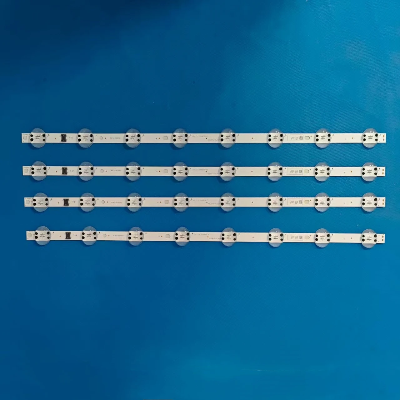 

Светодиод для 55UM7600PCA 55UM7510PLA 55UM7600PTA 55UM7340PVA 55UM7340 55UM73/75 55UM7610PLB 55UM7660PLA 55UM7650 55UM7470 55UM7520