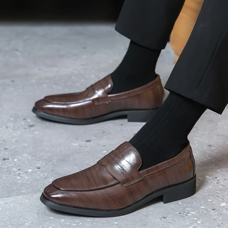 Luxury Autumn Comfortable One Foot Leather Shoes Business Casual Shoes Korean Version British Breathable Soft Sole Lazy Loafers
