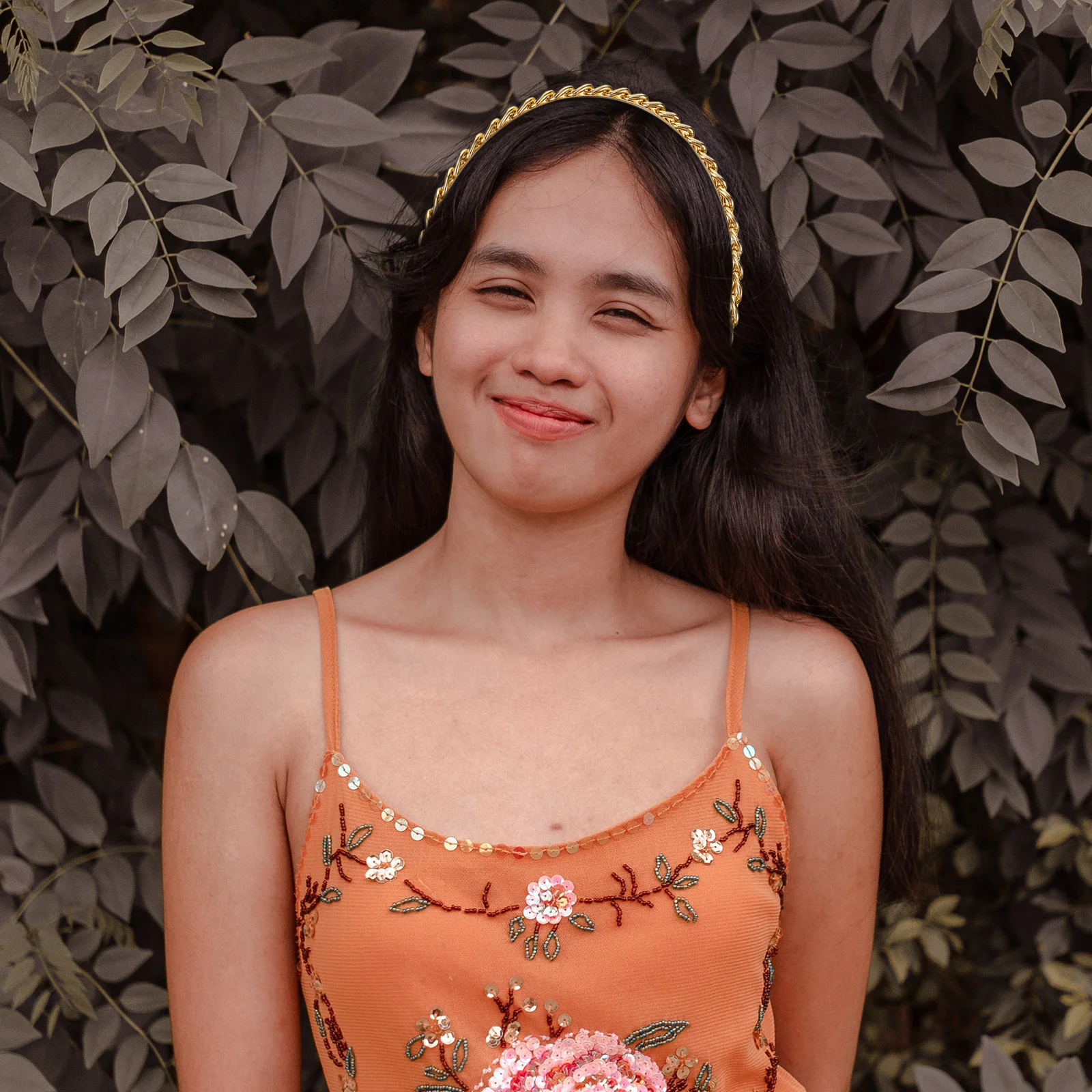 

2Pcs Metal Hair Hoops Twisted Chain Headband for Women Girls Bridal Wedding Party Hair Accessories Elegant Vintage Fashion