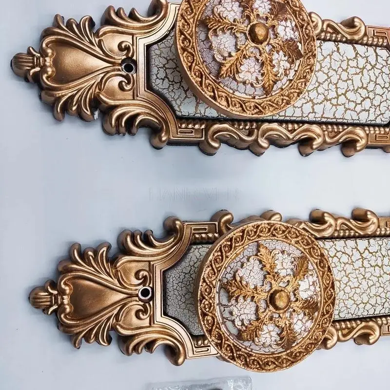 2Pcs/Set Curtain Hooks Holder Hanger Bronze Display Rack Wall Hook Curtain Accessories