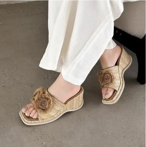

Light Brown Knitting Double Flowers Decor Retro Knitting Hollow Square Open Toe Wedges Slippera Women Height Increasing Sandals
