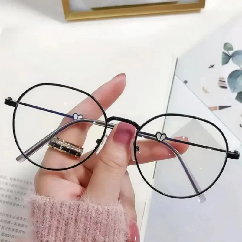 New Anti-Blue Light Glasses Metal Thin Round Frame Heart Design Fashion Eyeglasses Eyes Protection for Girls Computer Spectacles