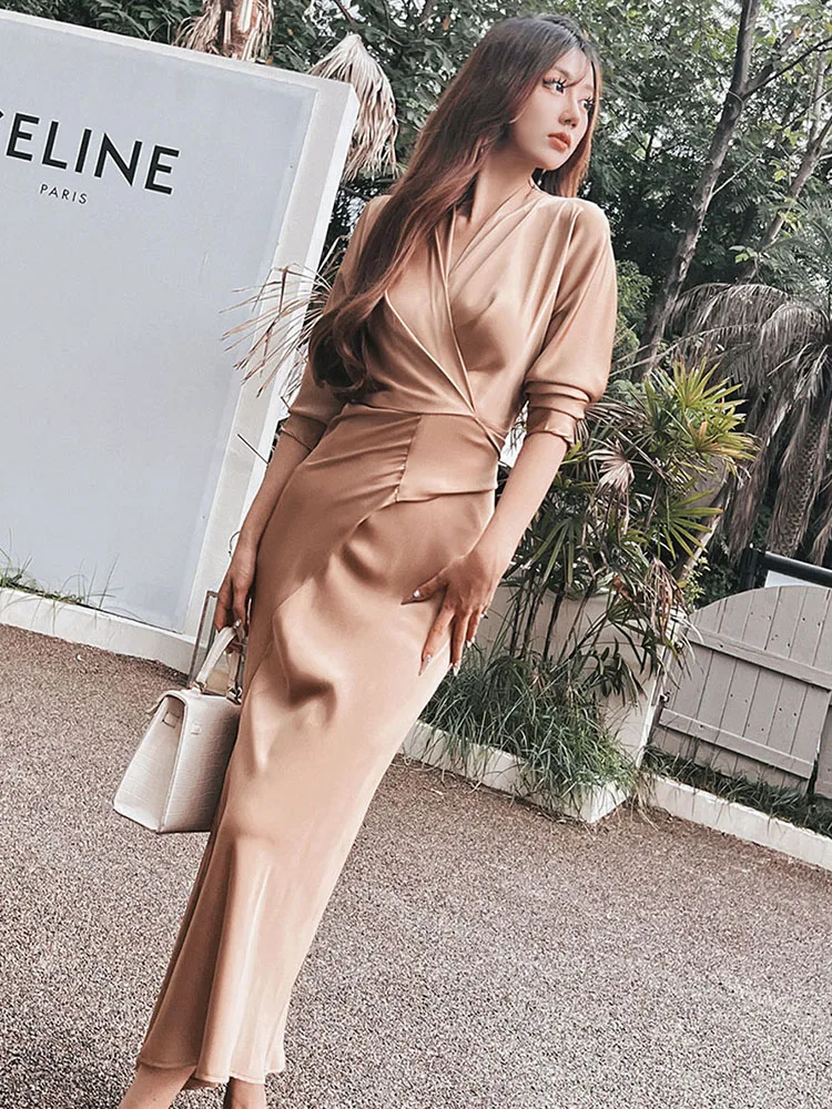 Dabuwawa Party Draped Dress Sheath Bandage Criss-Cross XShape Autumn 2023 Women Vintage Bright Silk Pleated Long Skirt DM1CDR005