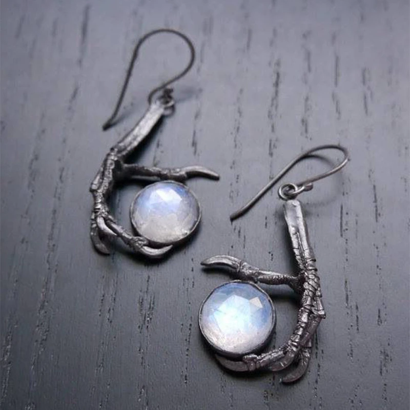 

Vintage Gothic Design Claw Scratch Imitation Moonstone Dangle Earrings Women's Personalized Halloween Jewelry Accessories / Gift