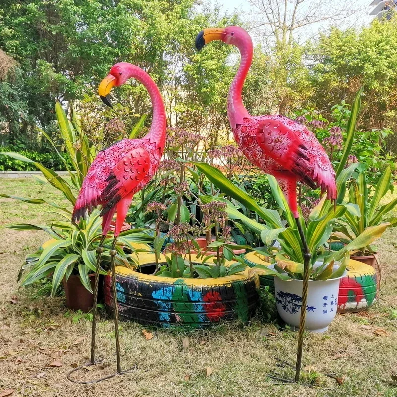 Creative Flamingo Figurines Metal Outdoors Miniatures with Light Solar Energy Luxury Sculptures Modern Home Garden Ornaments