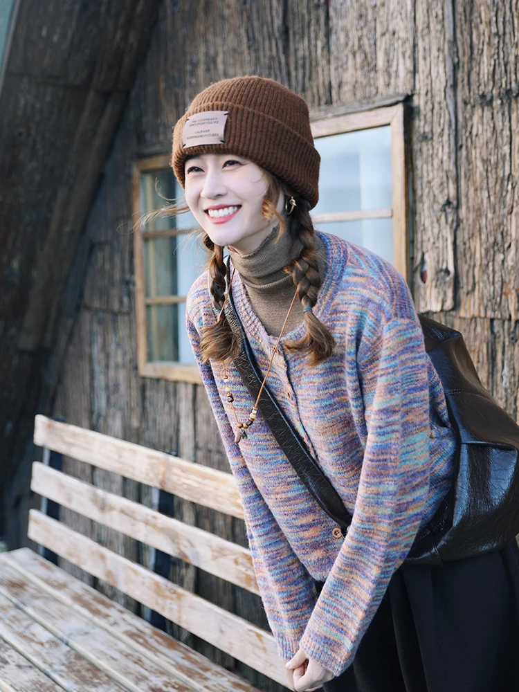 

Женский свободный вязаный кардиган Hua Ji B820 с круглым вырезом, в полоску, с радужным градиентом, осенне-зимняя новинка