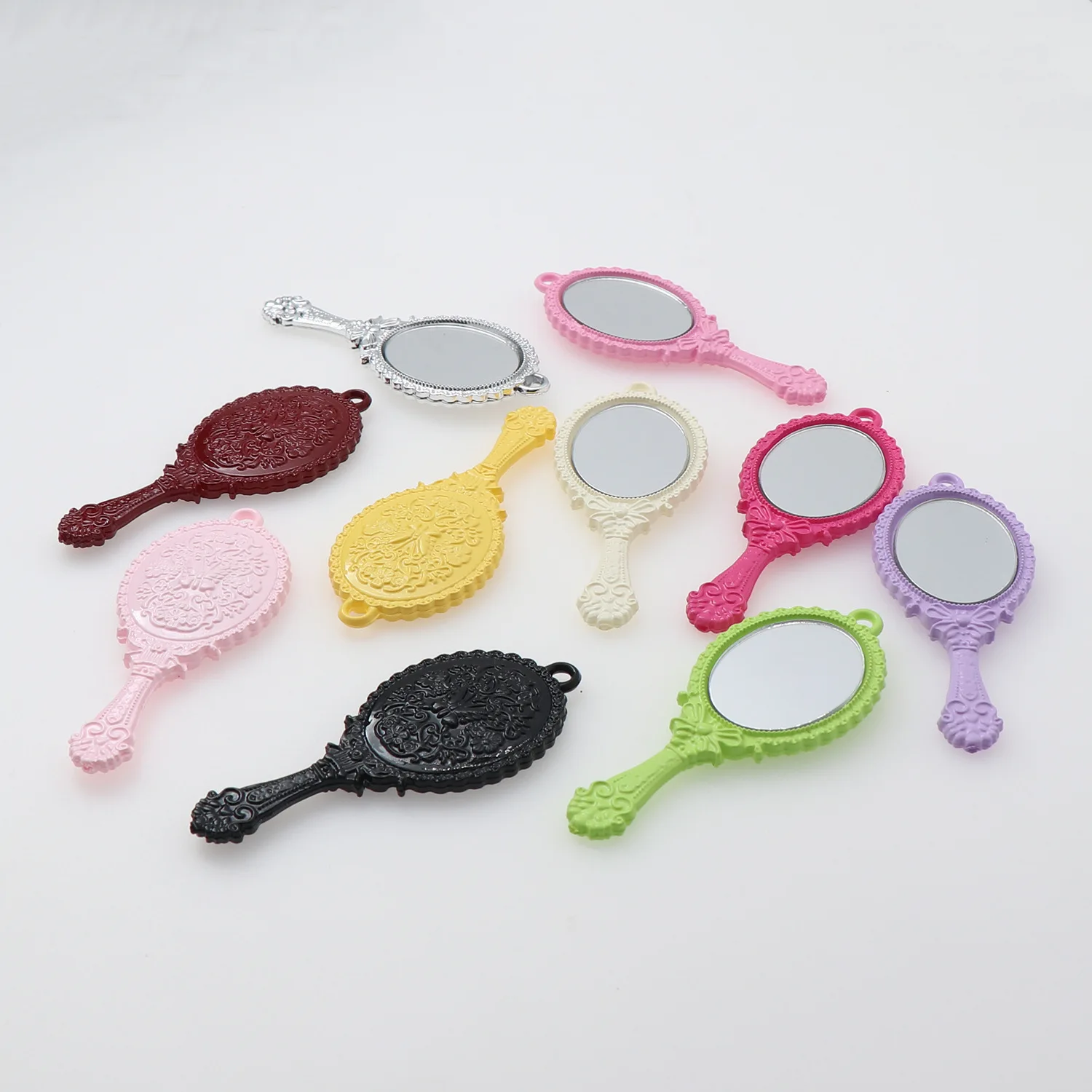 

10Pcs Acrylic Makeup Mirror European Retro Lace Small Oval Portable DIY Pendant Clothes Chain Small Mirror Accessory