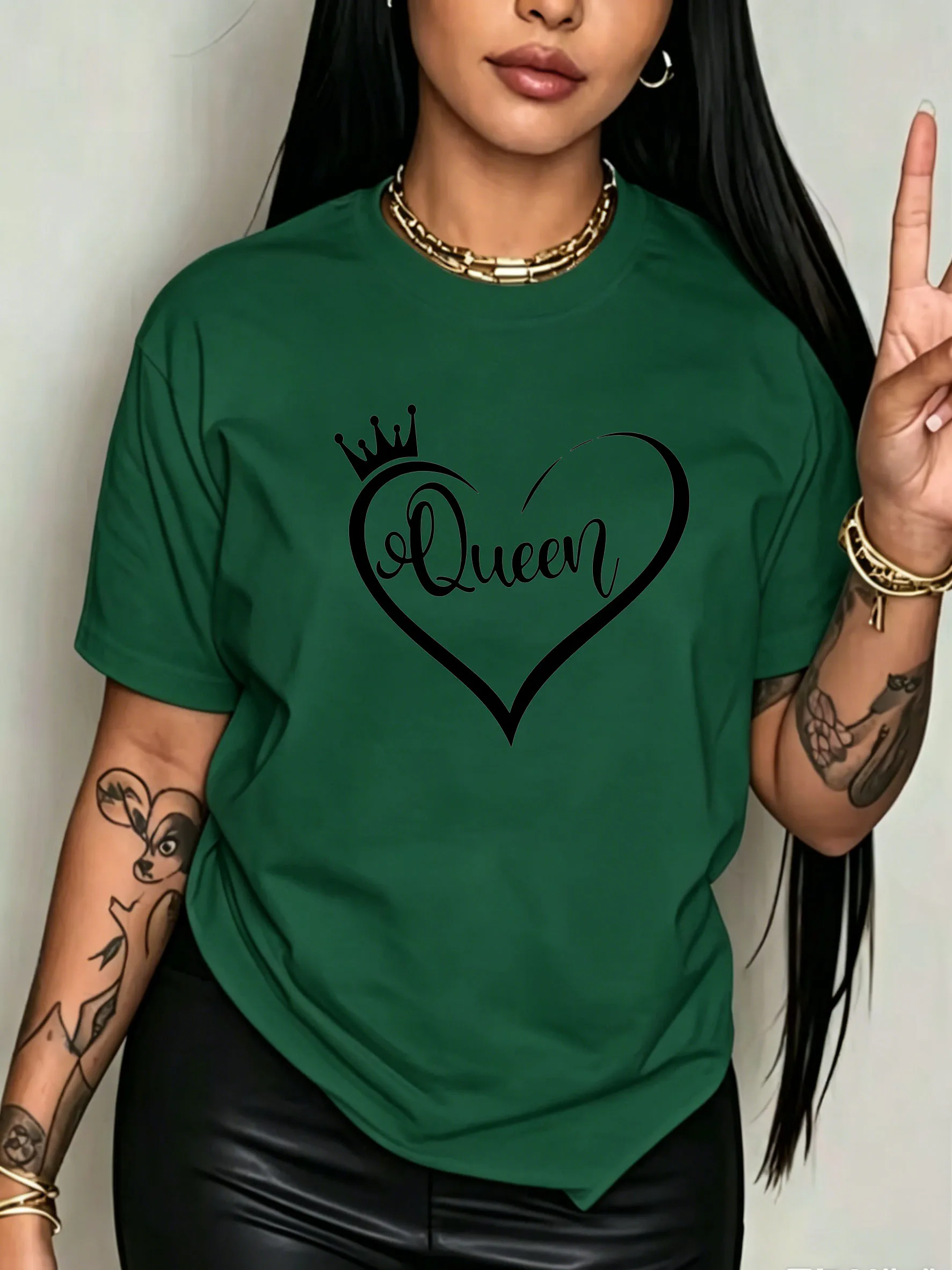Women Queen Crown Heart Shape Letter Print T-Shirt Elegant Slogan Crew Neck Short Sleeve Casual Tee