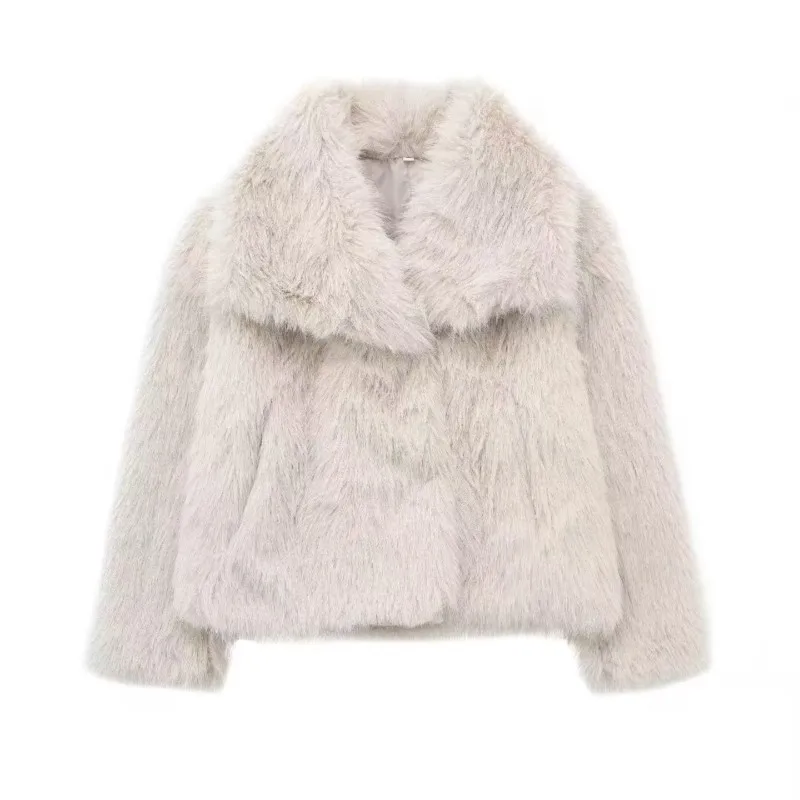 The new hybrid fur coat with a large lapel for women's is fashionable thickened and versatile