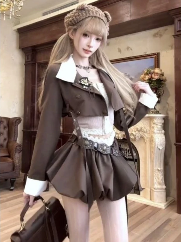 

Осенний сладкий комплект из трех предметов в консервативном стиле для женщин, короткое пальто для девочек + сексуальный тонкий камзол + мини-юбка Y2k, элегантные модные комплекты юбок