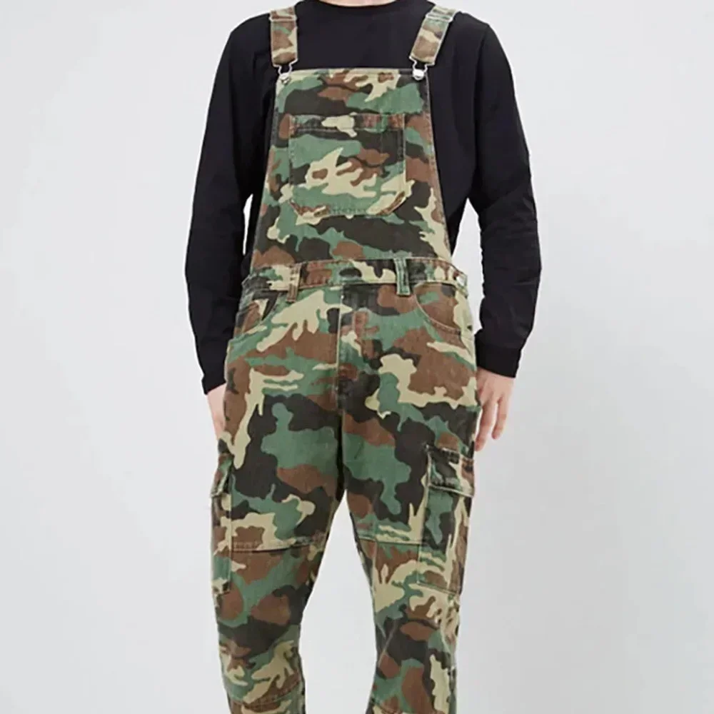 กางเกงยีนส์ผู้ชายพิมพ์Denim Overalls Splicedกระเป๋าCamouflageกางเกงดินสอJumpsuits High Streetกลางเอวซักผ้าOne Piece 2025