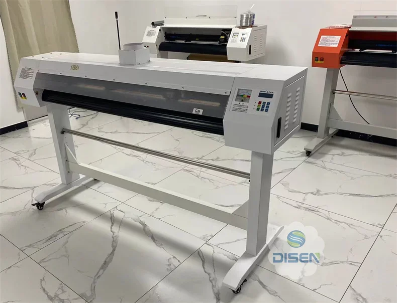 High Quality Roll Photo Laser Cutter Plotter Auto Signmaster Vinyl Cutting Plotter Machine with Artcut for Graphic Sticker Paper