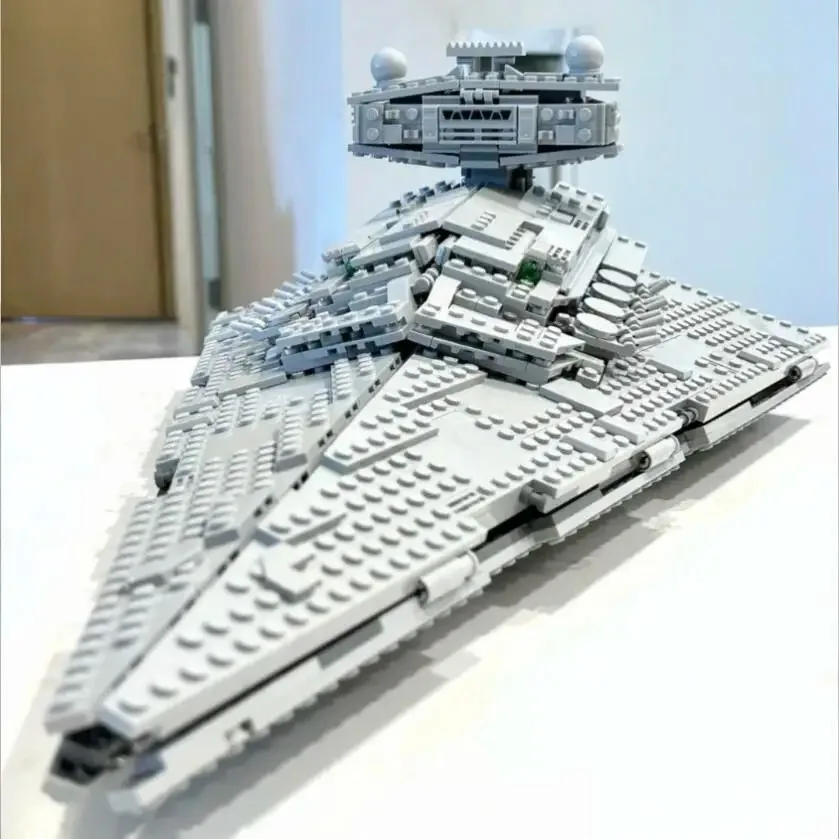 nouveau-2026-–-modele-de-construction-de-vaisseau-spatial-star-destroyer-imperial-de-1555-pieces-theme-conflit-interstellaire-jouet-a-assembler-ideal-pour-un-cadeau