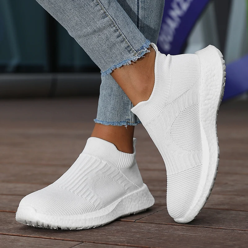 White Knitted Vulcanized Shoes for Women Sneakers Spring Breathable Big Size 41 Women Jogging Shoes Platform Slip-on Women Shoes