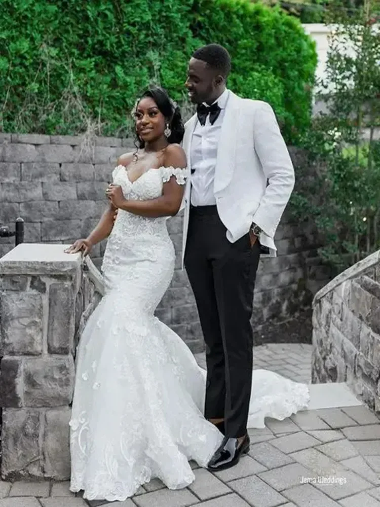 Customized Off the Shoulder  Appliques Beads Wedding Dress Vestido De Noiva  African Country Garden  Bridal  Gown