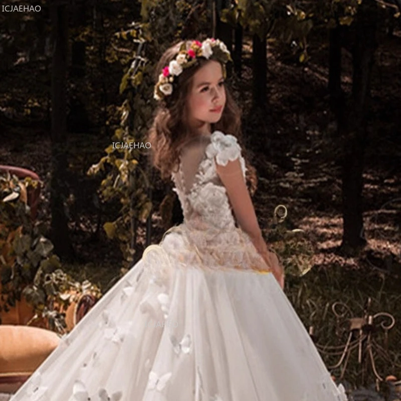 White Long Girls Princess Party Dress with Train for PianoPageant Formal Gown Performance Children Flower Girl Wedding Birthday