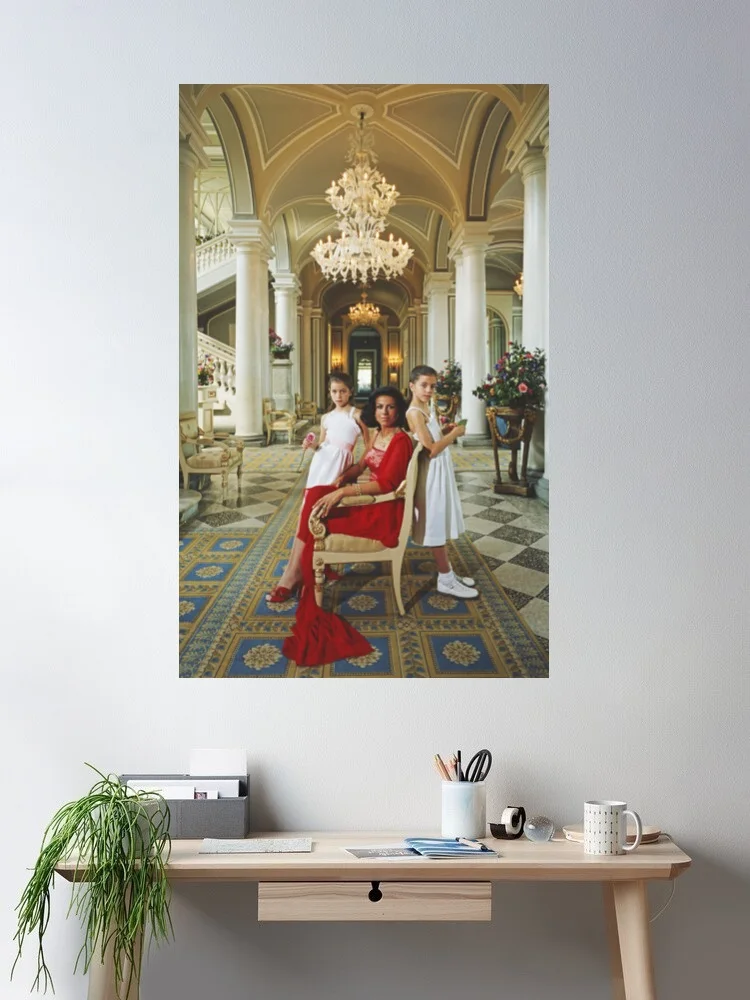 Slim Aarons 'Droulers And Daughters', Print Art Canvas Poster, Living Room, Home Wall Decor Picture