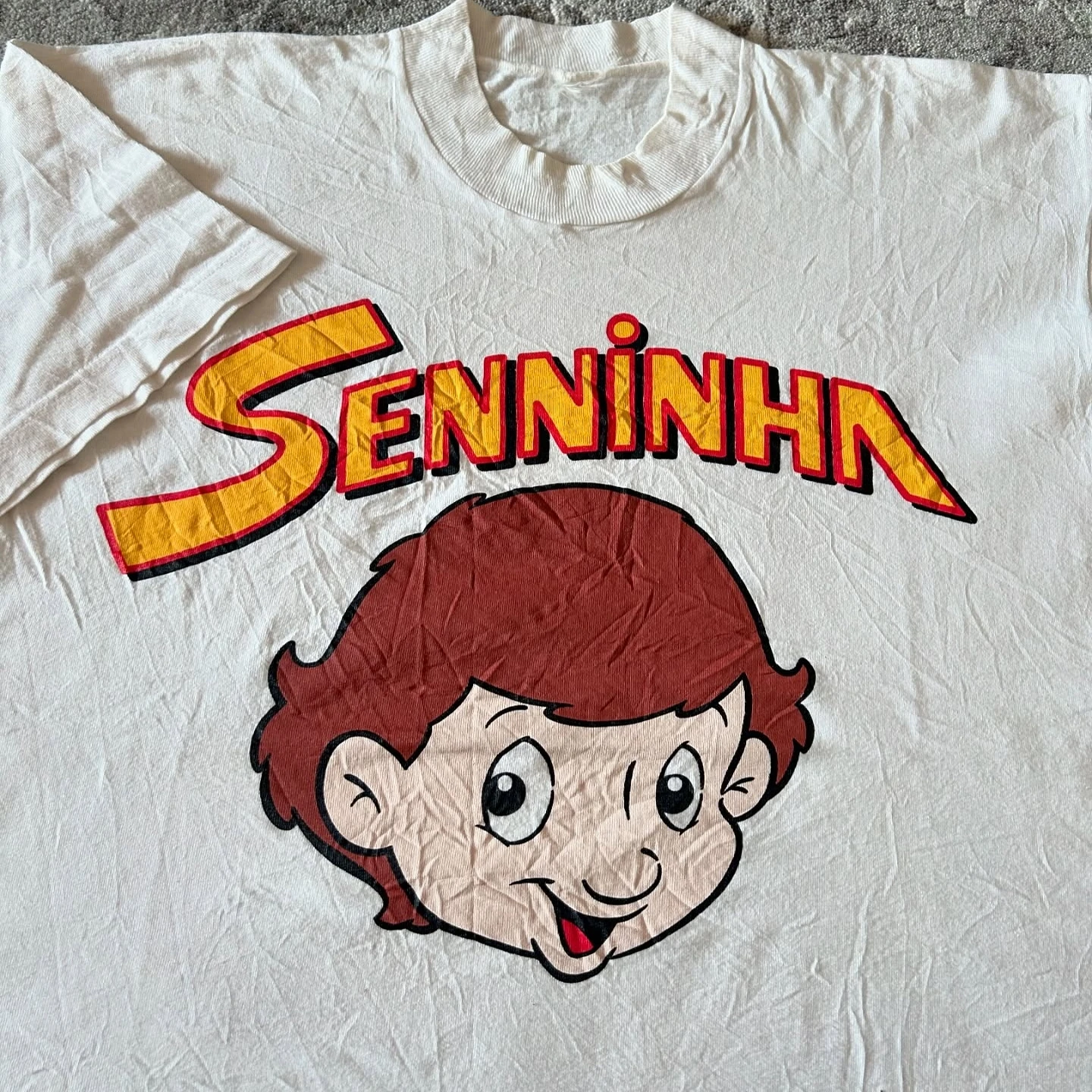通気性のあるルーズ半袖tシャツ-グラフィティテキスト-カラフルな落書き-オールマッチショルダーバージョン-220g-by-wang-studio