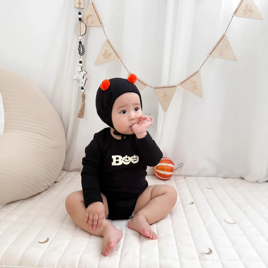 MINISO Baby Boy Girl Autunno Tutina a tema Halloween Pagliaccetto a forma di piccolo fantasma Versione coreana Baby Fart Suit Body 0-1 anni