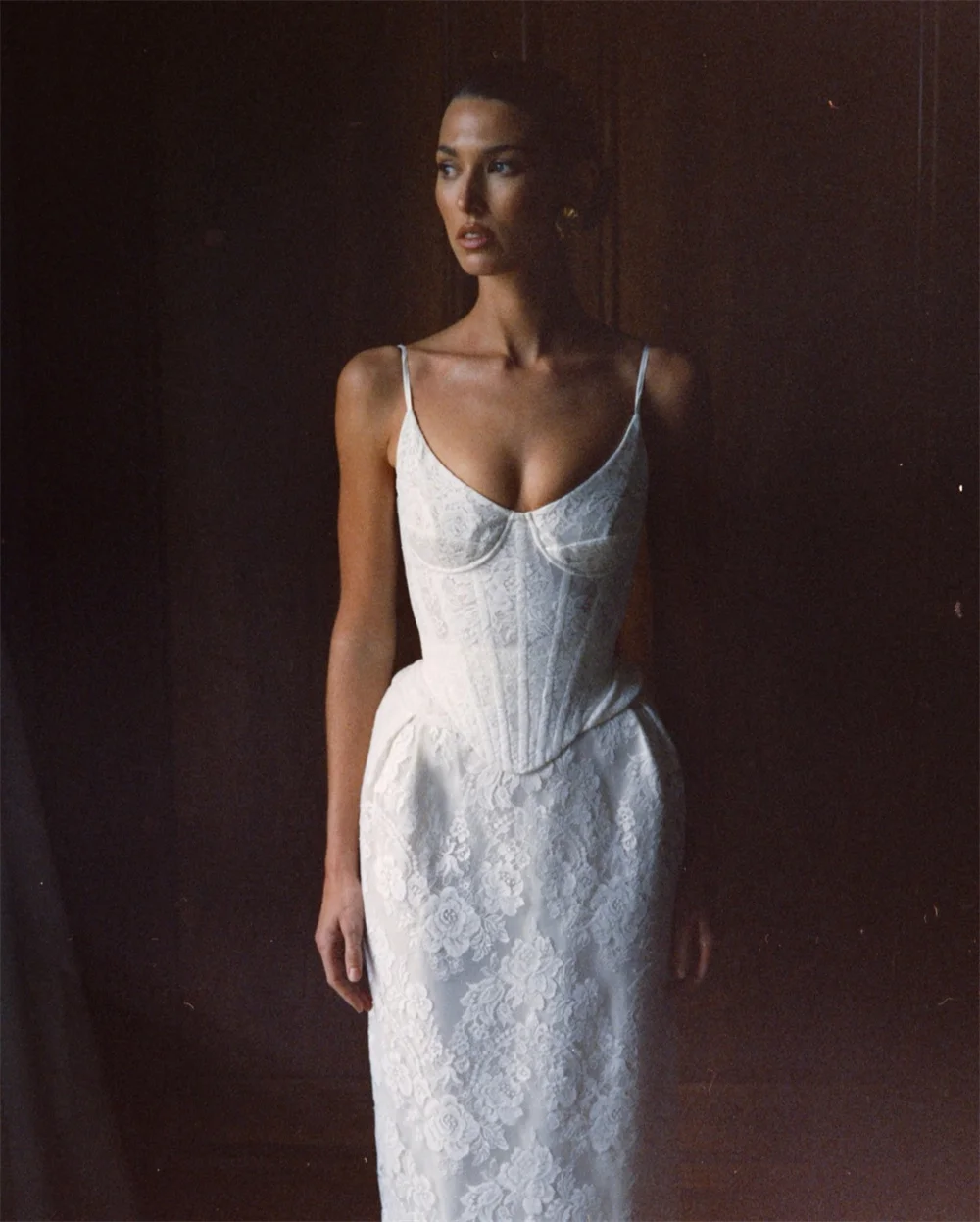 Tokyo Customized White Spaghetti Strap Wedding Dress Sleeveless Lace Bridal Gown Elegant Mermaid Ankle-Length Wedding Gown 2026 image 3